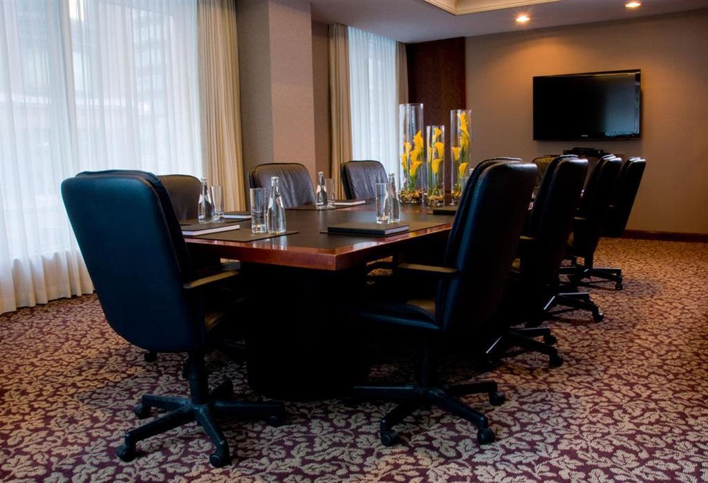 Cambridge Suites טורונטו מתקנים תמונה