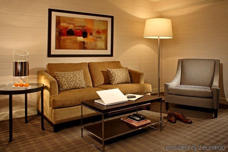 Cambridge Suites טורונטו חדר תמונה