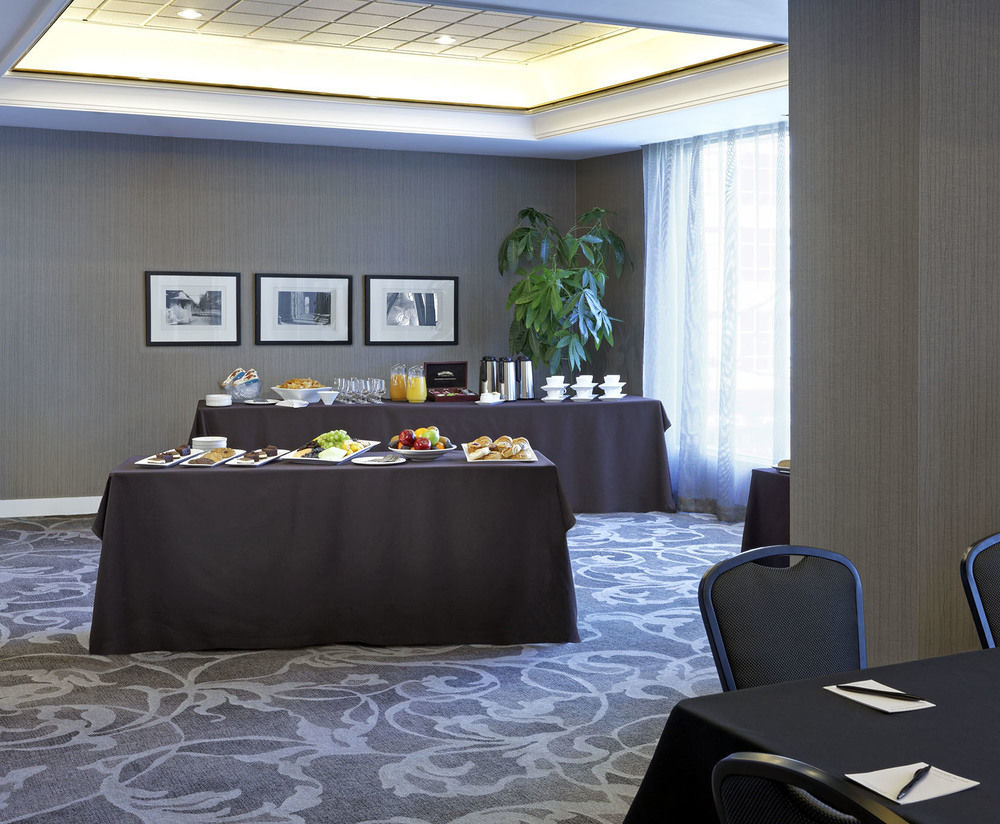 Cambridge Suites טורונטו מראה חיצוני תמונה
