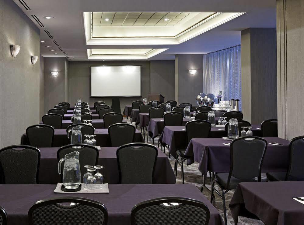 Cambridge Suites טורונטו מראה חיצוני תמונה