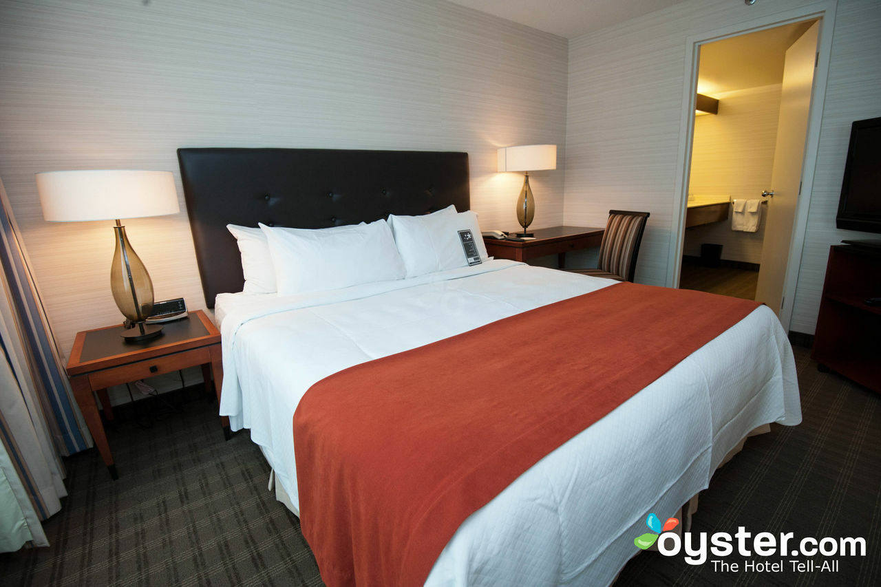Cambridge Suites טורונטו מראה חיצוני תמונה